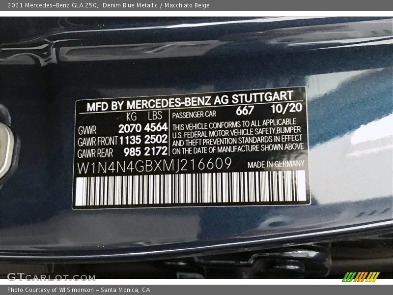 Denim Blue Metallic / Macchiato Beige 2021 Mercedes-Benz GLA 250