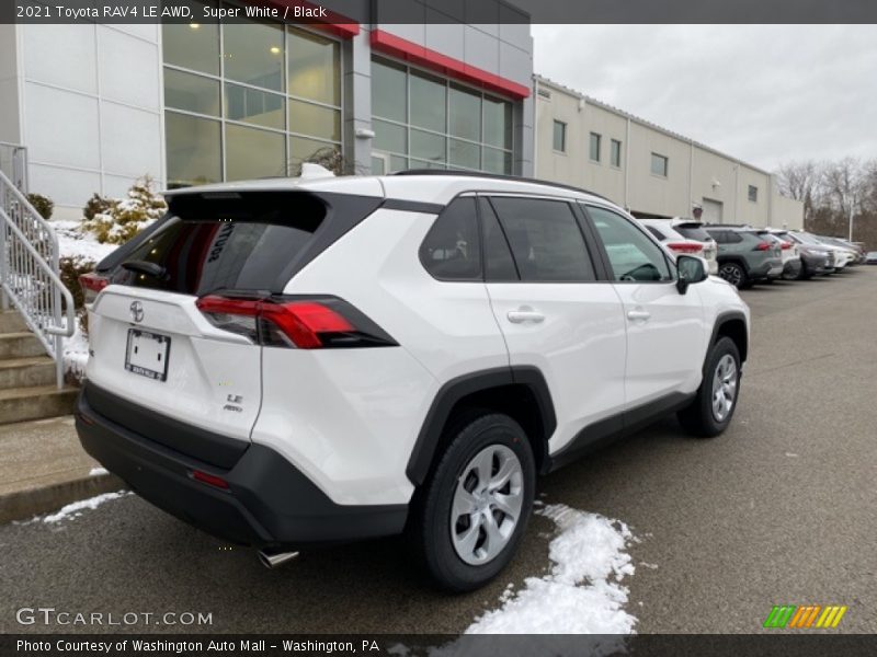 Super White / Black 2021 Toyota RAV4 LE AWD