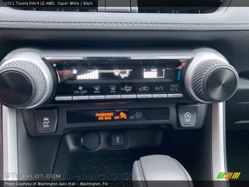 Super White / Black 2021 Toyota RAV4 LE AWD