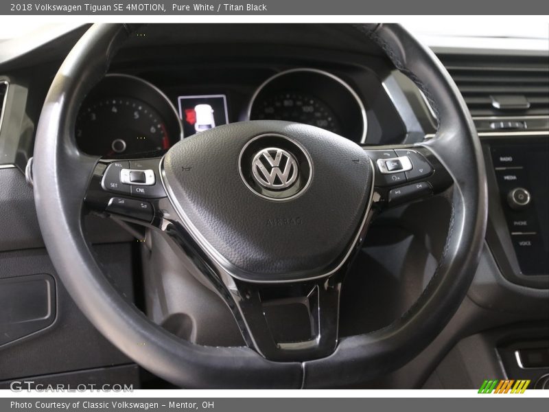 Pure White / Titan Black 2018 Volkswagen Tiguan SE 4MOTION