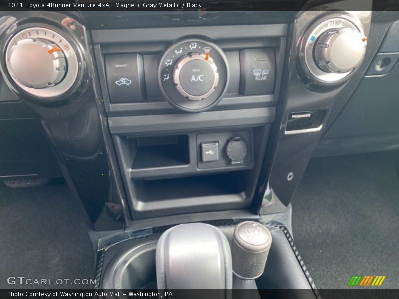 Magnetic Gray Metallic / Black 2021 Toyota 4Runner Venture 4x4