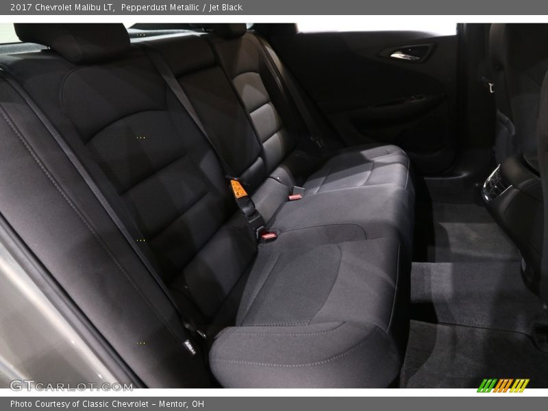 Pepperdust Metallic / Jet Black 2017 Chevrolet Malibu LT