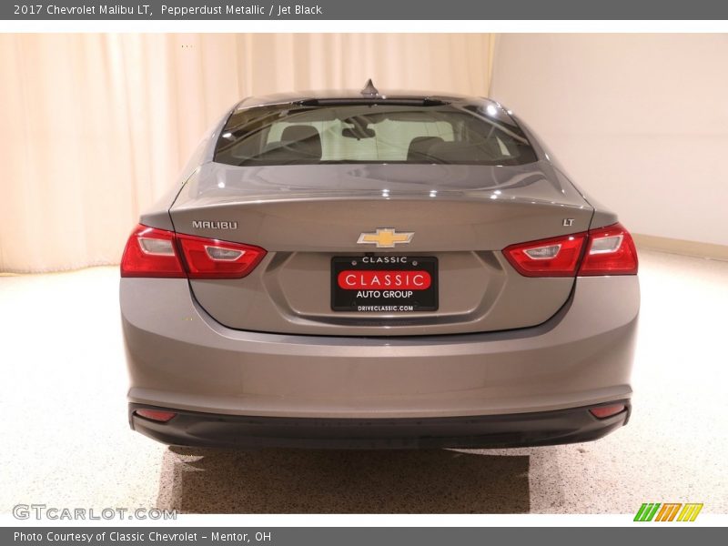 Pepperdust Metallic / Jet Black 2017 Chevrolet Malibu LT