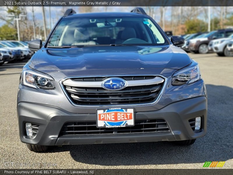 Magnetite Gray Metallic / Gray 2021 Subaru Outback 2.5i Premium
