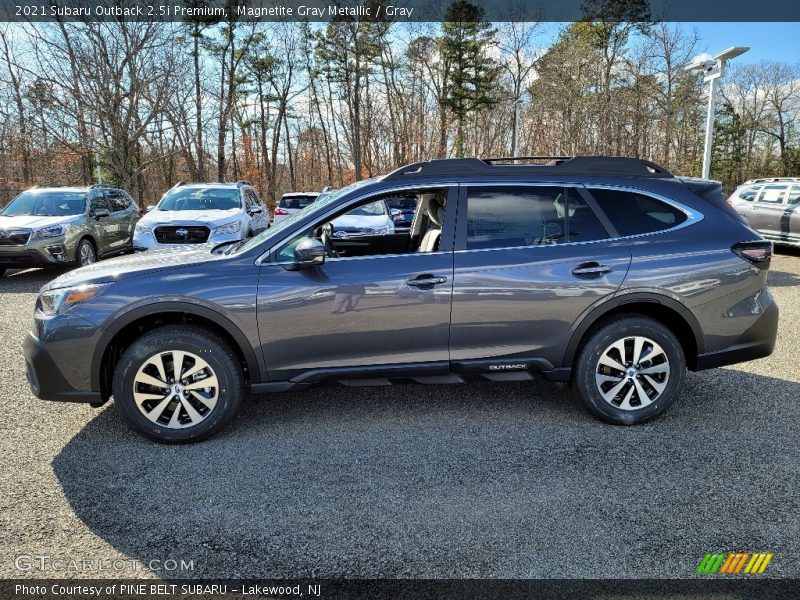 Magnetite Gray Metallic / Gray 2021 Subaru Outback 2.5i Premium