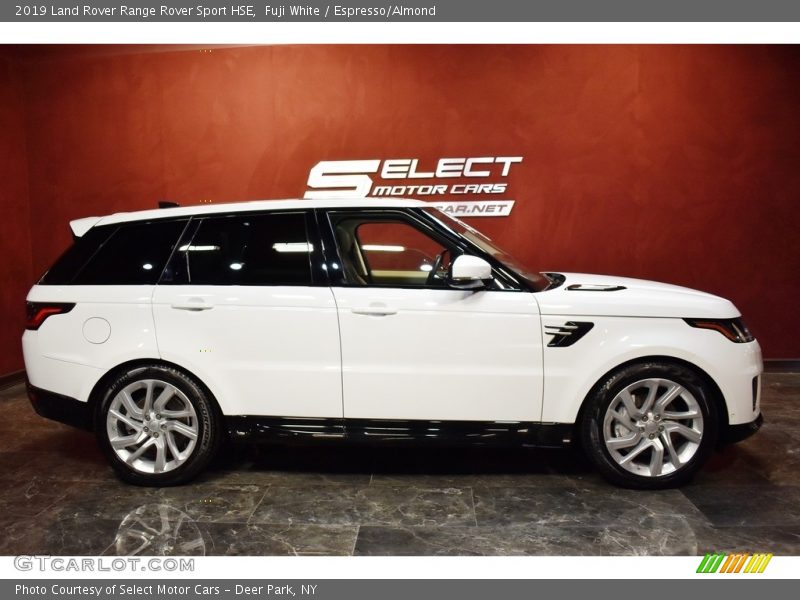 Fuji White / Espresso/Almond 2019 Land Rover Range Rover Sport HSE