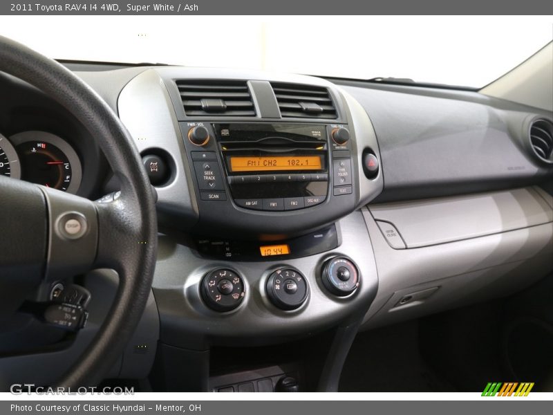 Super White / Ash 2011 Toyota RAV4 I4 4WD