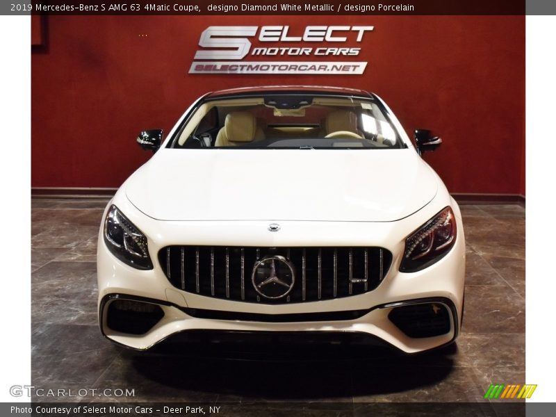 designo Diamond White Metallic / designo Porcelain 2019 Mercedes-Benz S AMG 63 4Matic Coupe