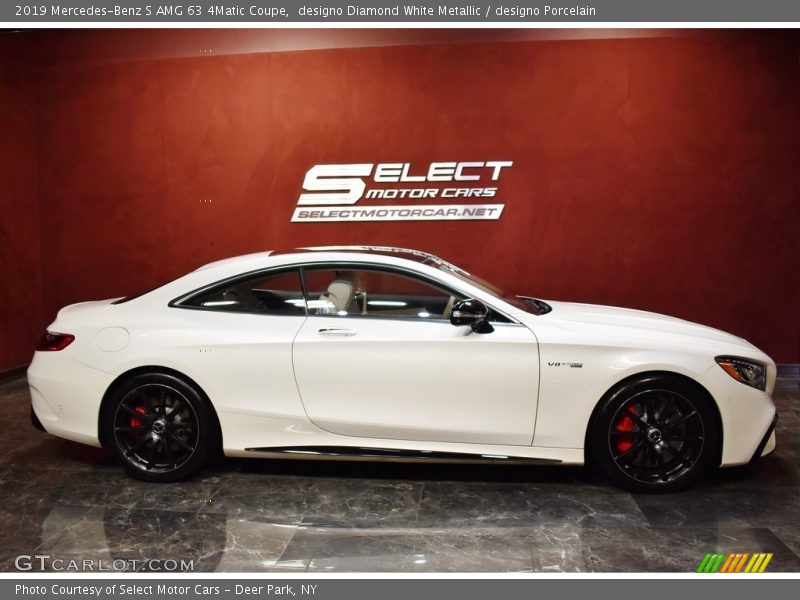 designo Diamond White Metallic / designo Porcelain 2019 Mercedes-Benz S AMG 63 4Matic Coupe