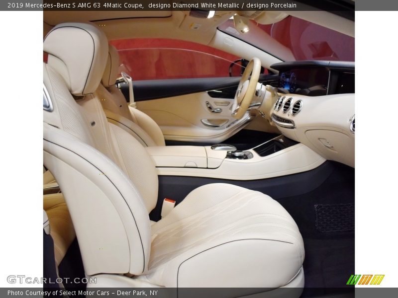 designo Diamond White Metallic / designo Porcelain 2019 Mercedes-Benz S AMG 63 4Matic Coupe