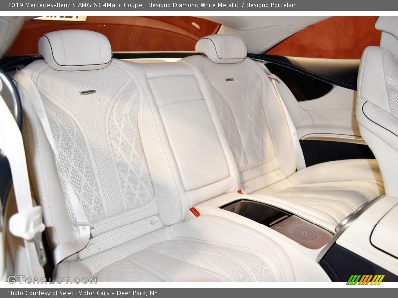 designo Diamond White Metallic / designo Porcelain 2019 Mercedes-Benz S AMG 63 4Matic Coupe
