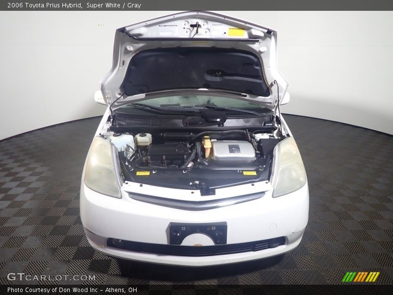 Super White / Gray 2006 Toyota Prius Hybrid