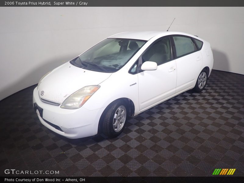 Super White / Gray 2006 Toyota Prius Hybrid