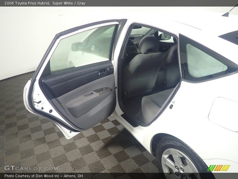 Super White / Gray 2006 Toyota Prius Hybrid
