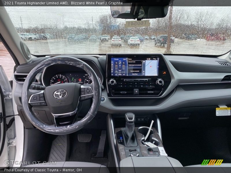 Blizzard White Pearl / Graphite 2021 Toyota Highlander Limited AWD
