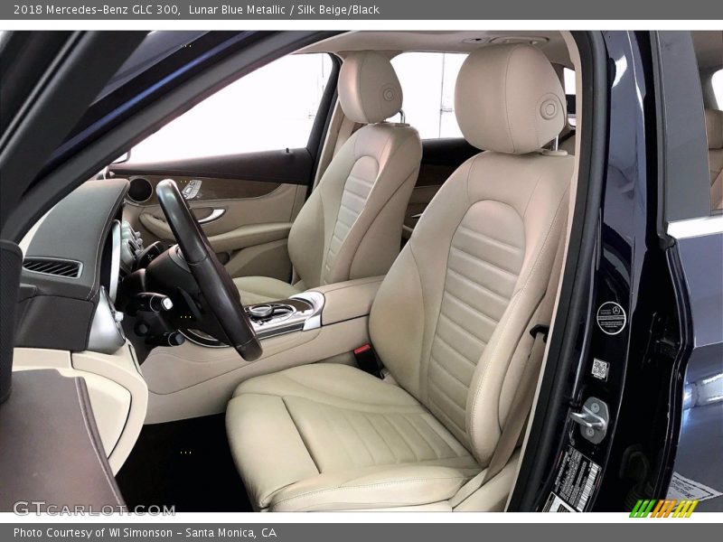 Lunar Blue Metallic / Silk Beige/Black 2018 Mercedes-Benz GLC 300