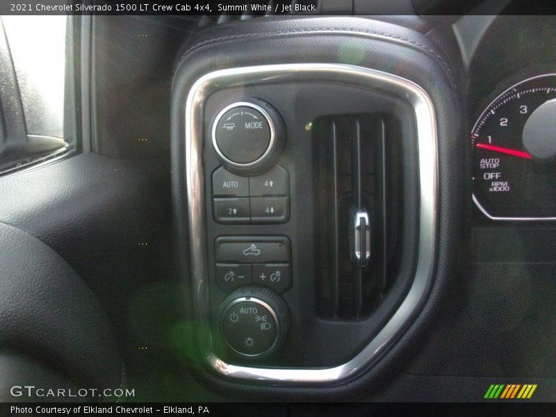 Summit White / Jet Black 2021 Chevrolet Silverado 1500 LT Crew Cab 4x4