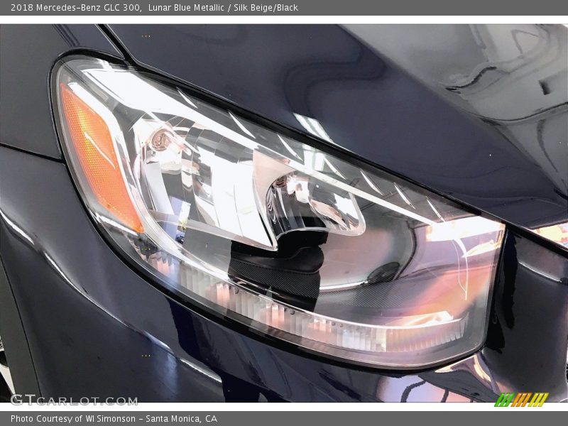 Lunar Blue Metallic / Silk Beige/Black 2018 Mercedes-Benz GLC 300