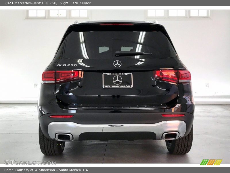 Night Black / Black 2021 Mercedes-Benz GLB 250