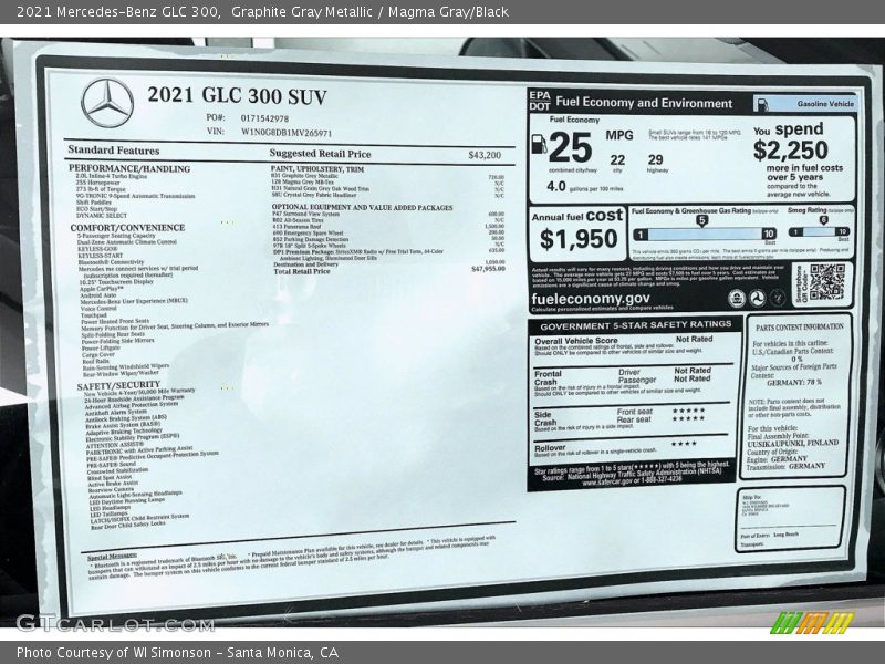 Graphite Gray Metallic / Magma Gray/Black 2021 Mercedes-Benz GLC 300
