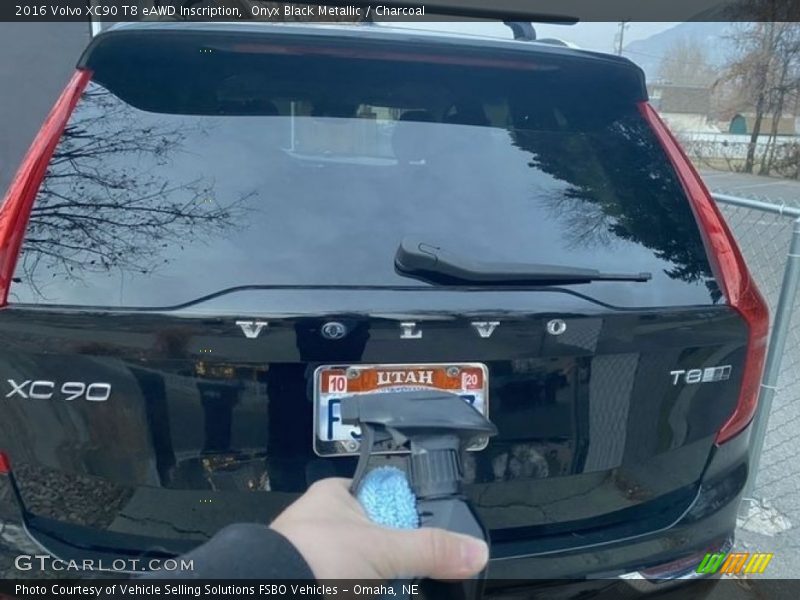 Onyx Black Metallic / Charcoal 2016 Volvo XC90 T8 eAWD Inscription