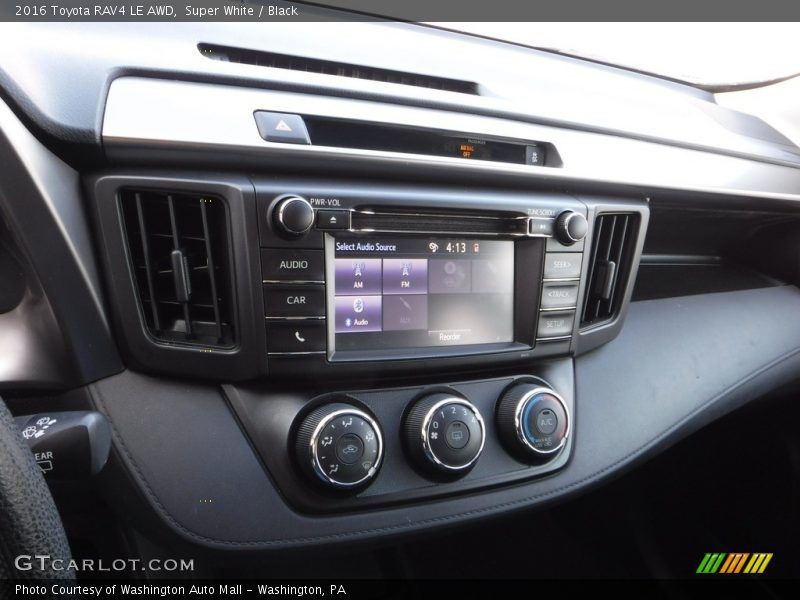 Super White / Black 2016 Toyota RAV4 LE AWD