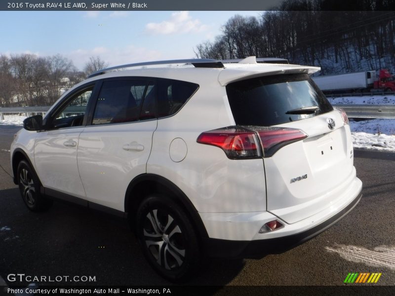 Super White / Black 2016 Toyota RAV4 LE AWD