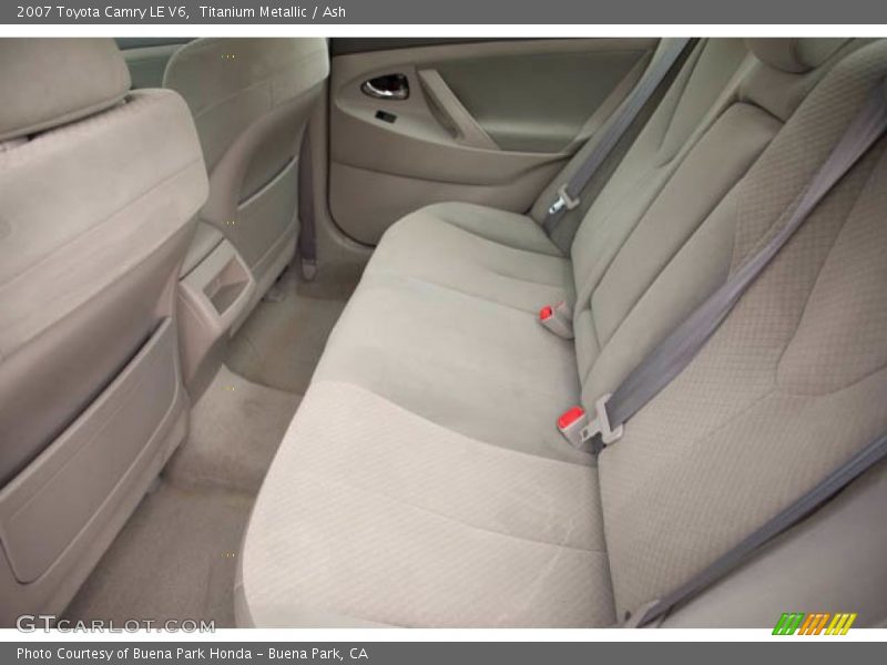 Titanium Metallic / Ash 2007 Toyota Camry LE V6