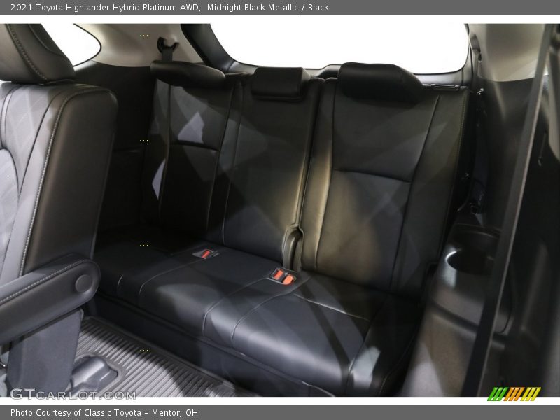 Midnight Black Metallic / Black 2021 Toyota Highlander Hybrid Platinum AWD