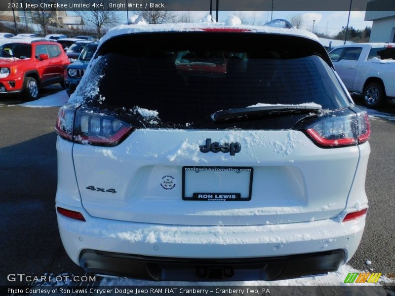 Bright White / Black 2021 Jeep Cherokee Limited 4x4