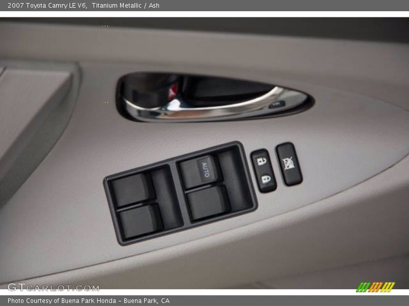 Titanium Metallic / Ash 2007 Toyota Camry LE V6