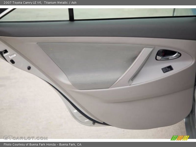 Titanium Metallic / Ash 2007 Toyota Camry LE V6