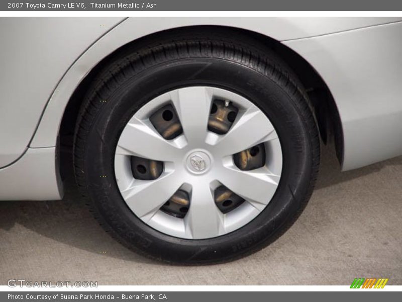 Titanium Metallic / Ash 2007 Toyota Camry LE V6