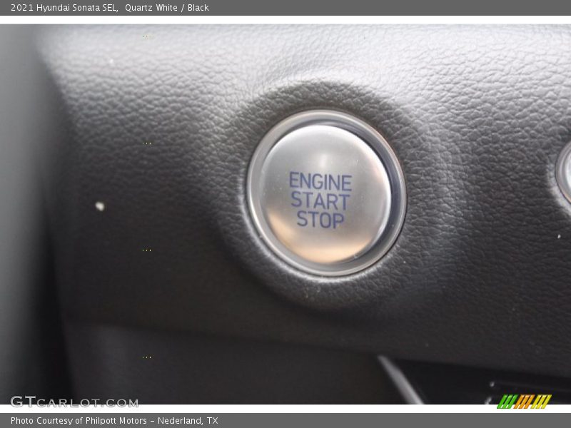 Quartz White / Black 2021 Hyundai Sonata SEL