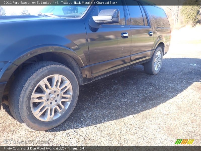 Tuxedo Black Metallic / Charcoal Black 2011 Ford Expedition EL Limited 4x4