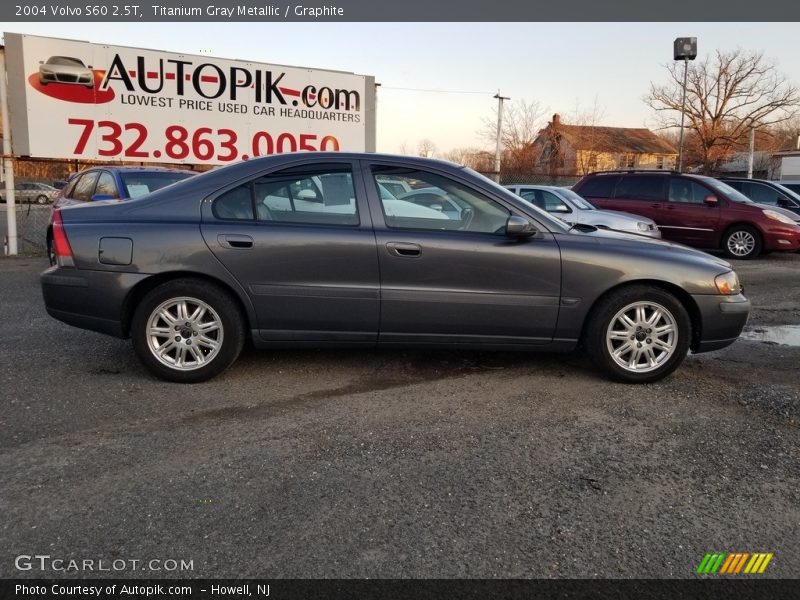Titanium Gray Metallic / Graphite 2004 Volvo S60 2.5T