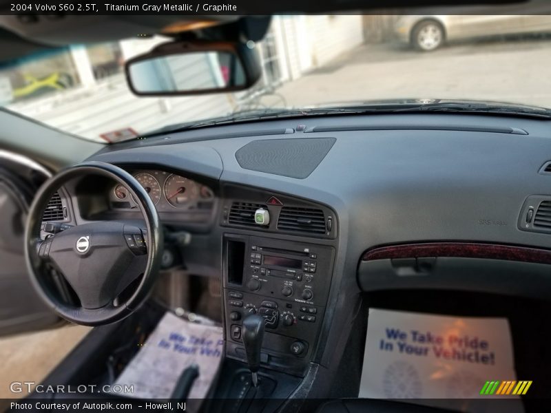 Titanium Gray Metallic / Graphite 2004 Volvo S60 2.5T