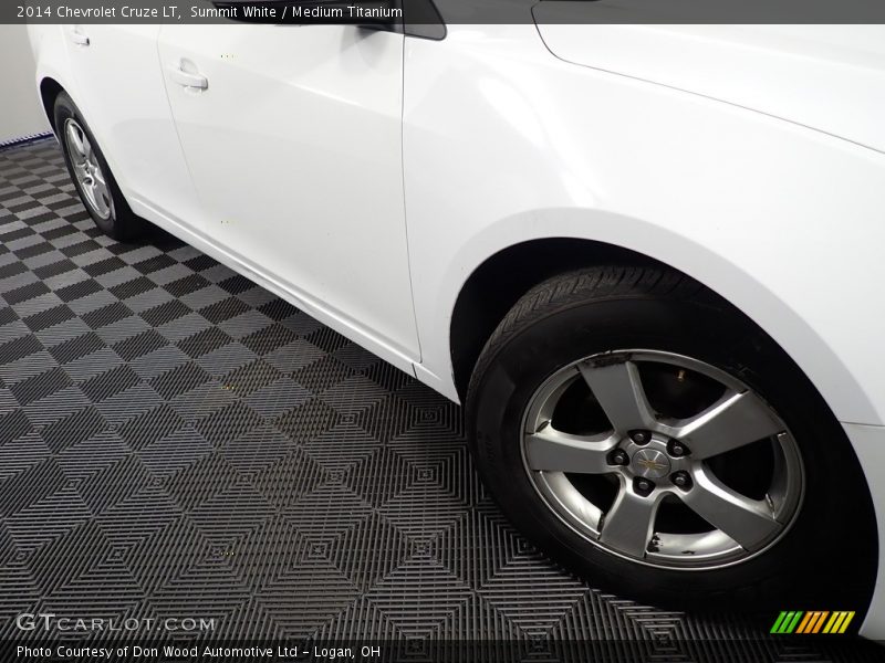 Summit White / Medium Titanium 2014 Chevrolet Cruze LT