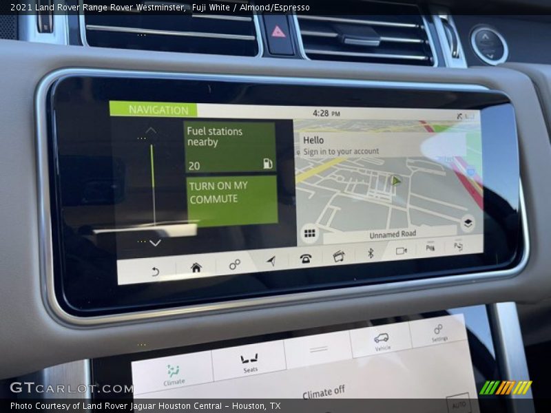 Fuji White / Almond/Espresso 2021 Land Rover Range Rover Westminster