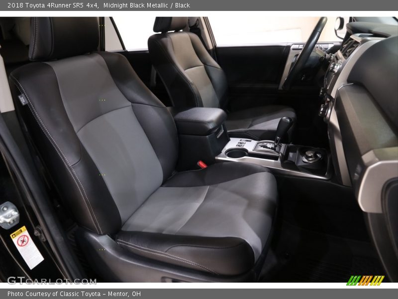 Midnight Black Metallic / Black 2018 Toyota 4Runner SR5 4x4