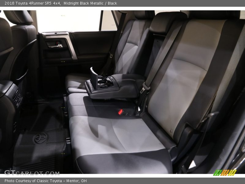 Midnight Black Metallic / Black 2018 Toyota 4Runner SR5 4x4