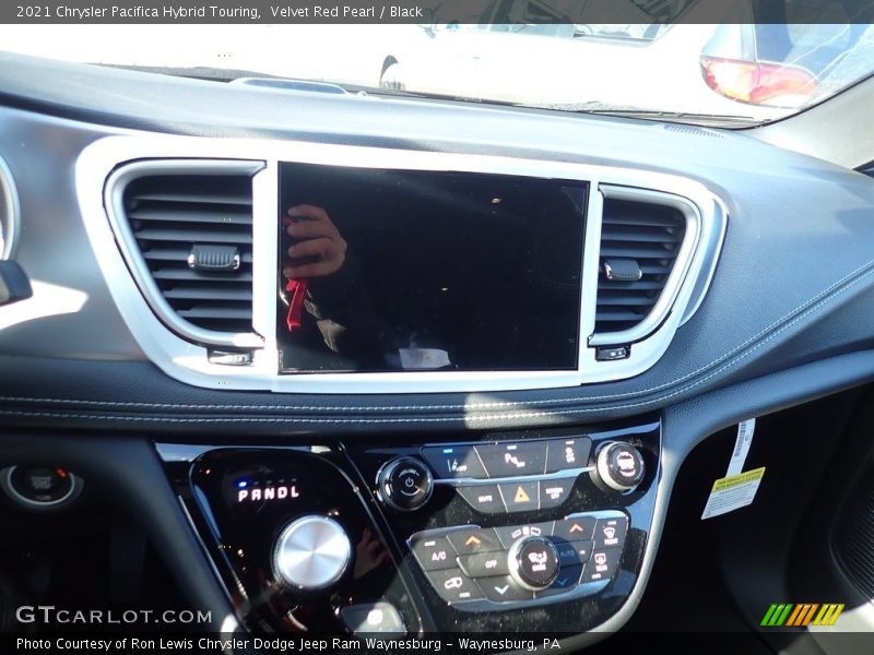 Velvet Red Pearl / Black 2021 Chrysler Pacifica Hybrid Touring