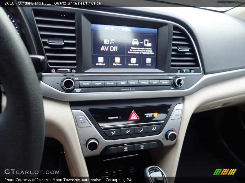 Quartz White Pearl / Beige 2018 Hyundai Elantra SEL