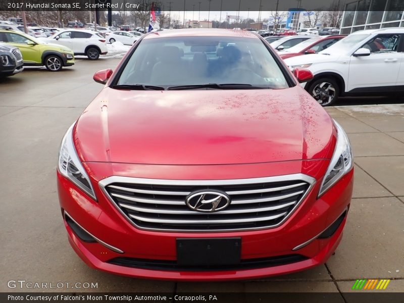 Scarlet Red / Gray 2017 Hyundai Sonata SE