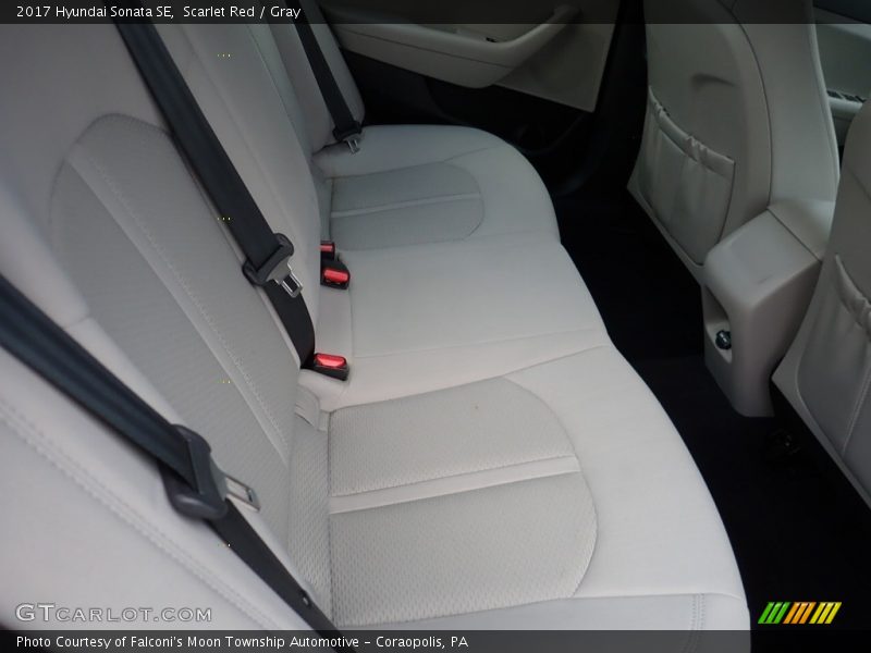 Scarlet Red / Gray 2017 Hyundai Sonata SE