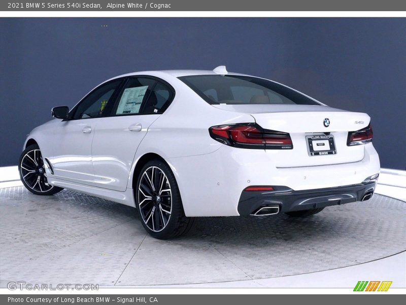 Alpine White / Cognac 2021 BMW 5 Series 540i Sedan