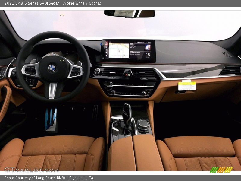 Alpine White / Cognac 2021 BMW 5 Series 540i Sedan