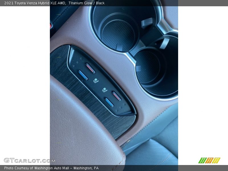 Titanium Glow / Black 2021 Toyota Venza Hybrid XLE AWD