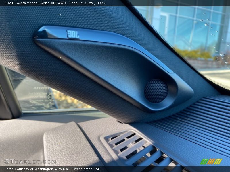 Titanium Glow / Black 2021 Toyota Venza Hybrid XLE AWD