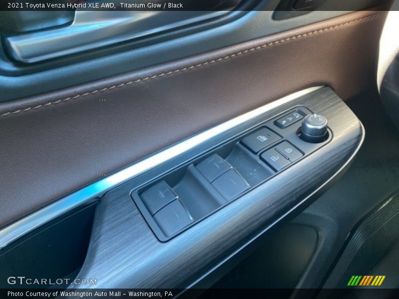Titanium Glow / Black 2021 Toyota Venza Hybrid XLE AWD